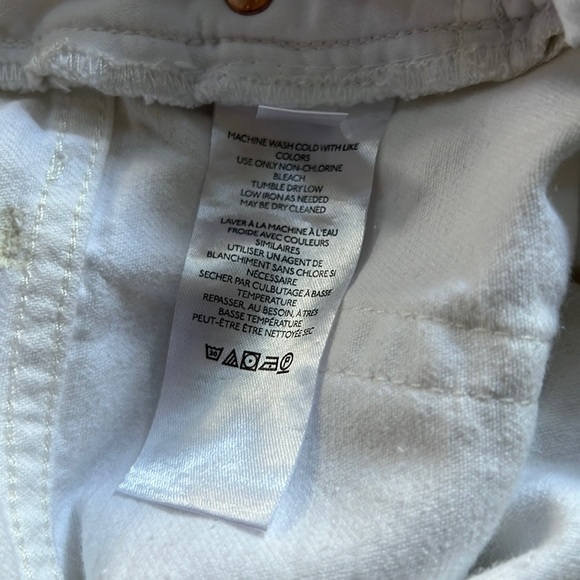 Free People
Maggie Mid Rise Frayed Hem Distressed Denim Shorts. - Picture 10 of 13